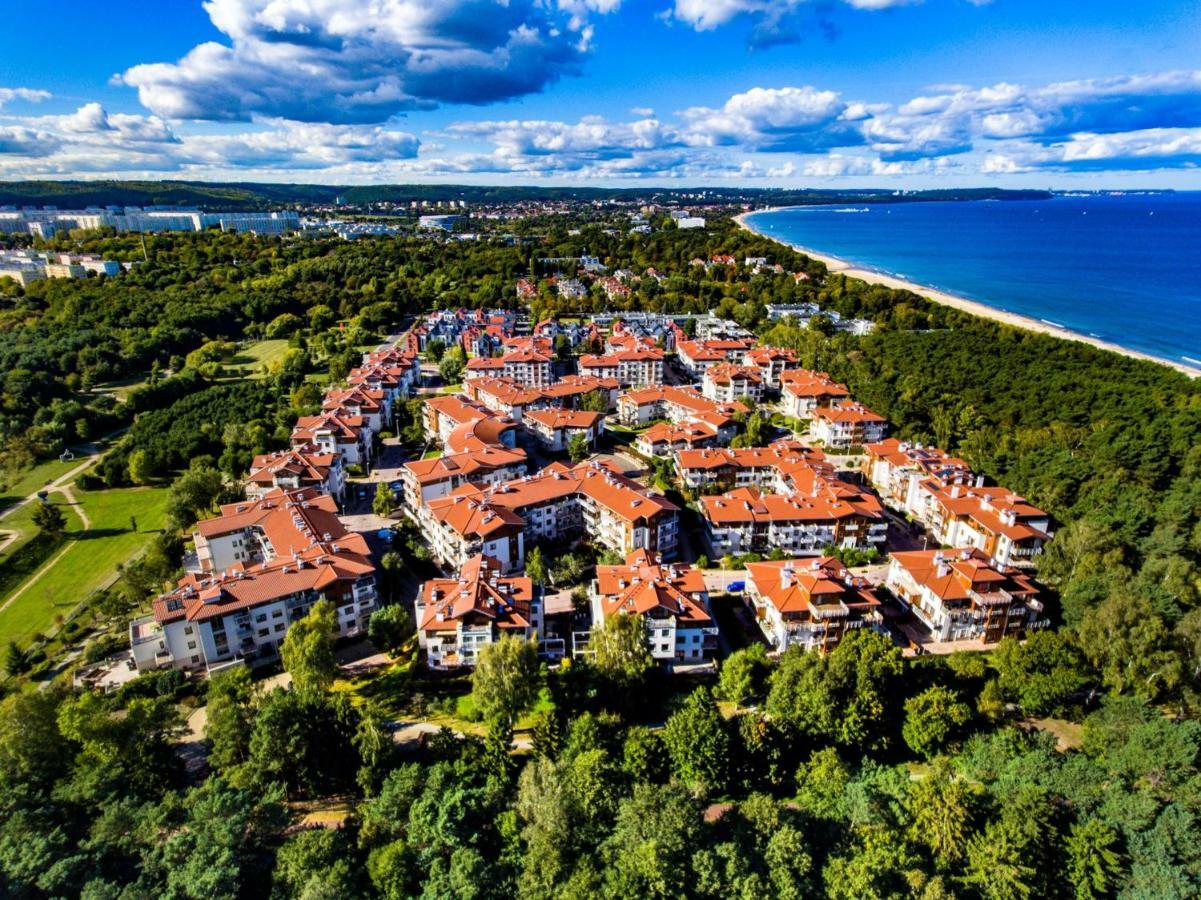 Waniliowy - Neptun Park By Oneapartments Гданьск Экстерьер фото