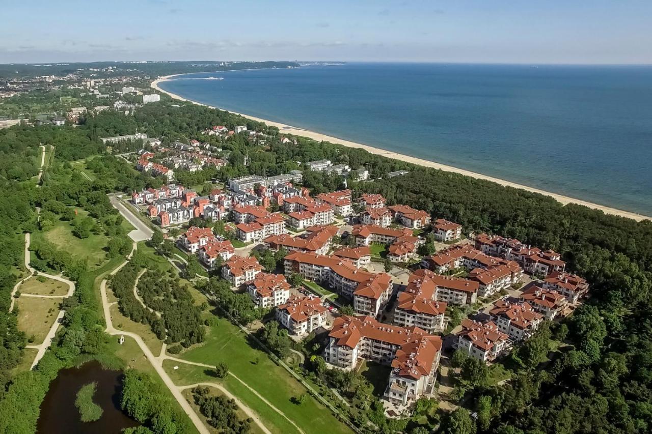 Waniliowy - Neptun Park By Oneapartments Гданьск Экстерьер фото